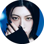 三吉彩花